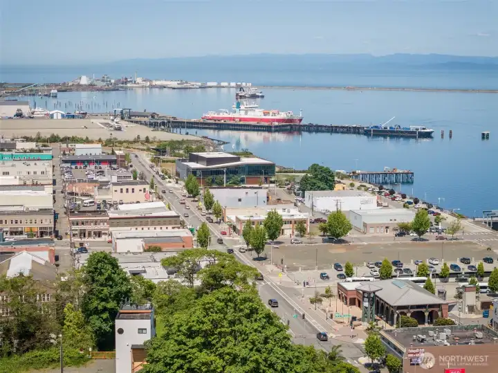 Downtown Port Angeles, one block away!