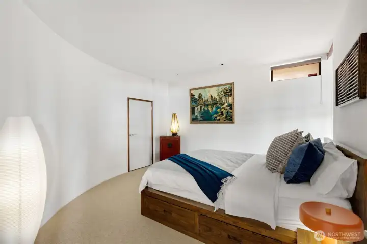 Stylish, roomy guest suite with large walk-in closet and lots of natural light