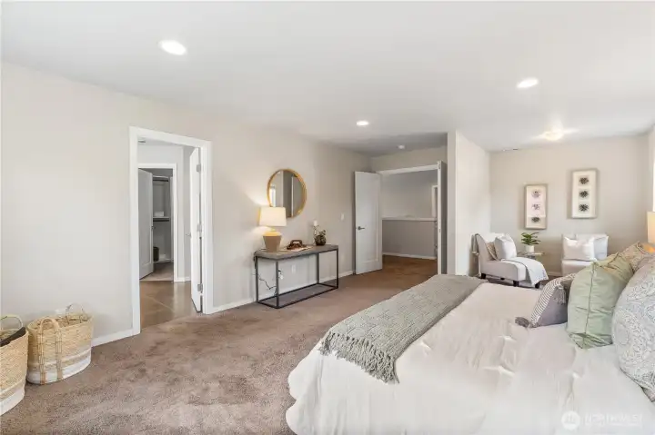 Sitting Area w/Views