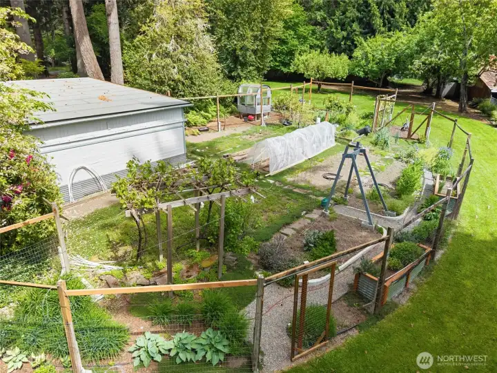 Fully fenced garden