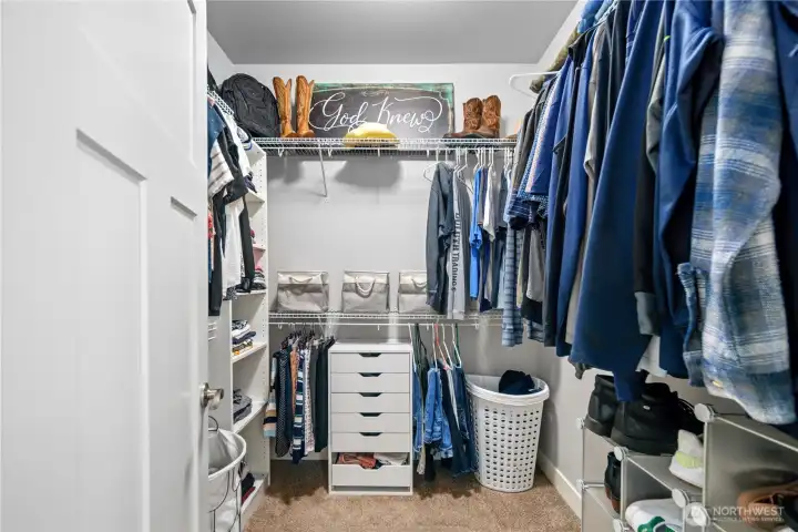 Oversized primary bedroom walk-in closet!