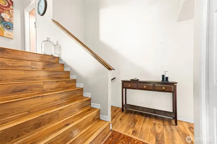 Entry/ foyer