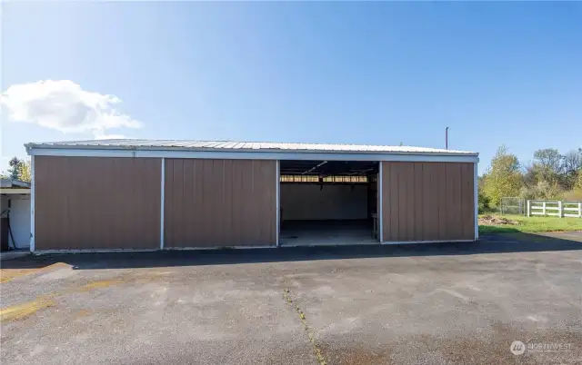 24X48 Three bay shop with plenty of storage room and tons of workspace