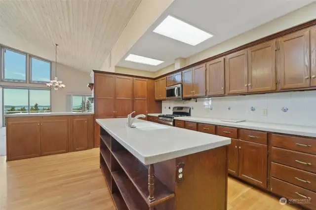 Large open spacious kitchen