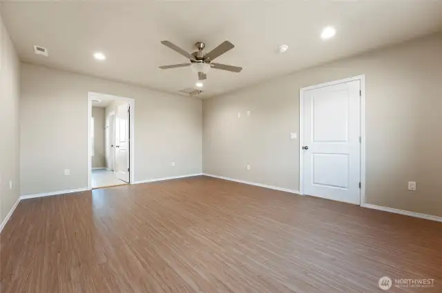 All images used are for illustrative purposes. In some cases it may not be possible to show photographs of the exact property, and we will utilize previous show home photography or photograph of another similar property. Images are for guidance only and may not necessarily represent a true and accurate depiction of the condition of property.
