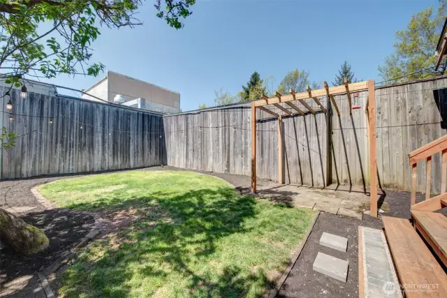 Private Fenced Back yard