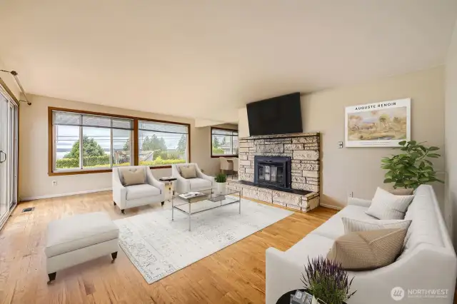 Living room Virtually Staged