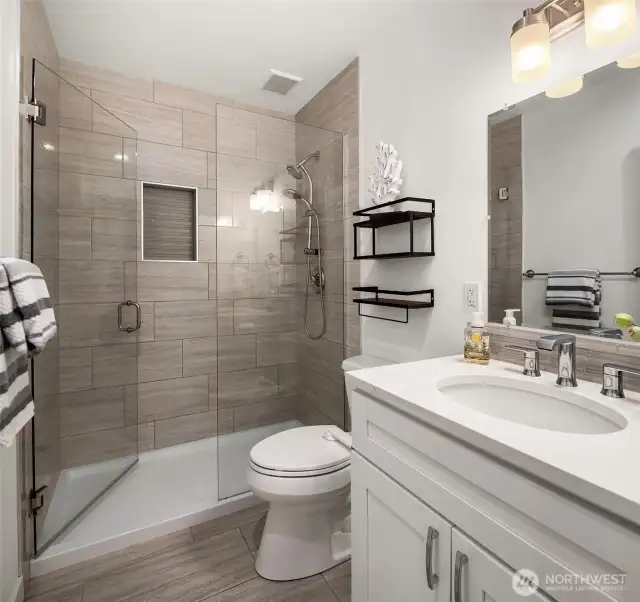 Upper Floor Bathroom