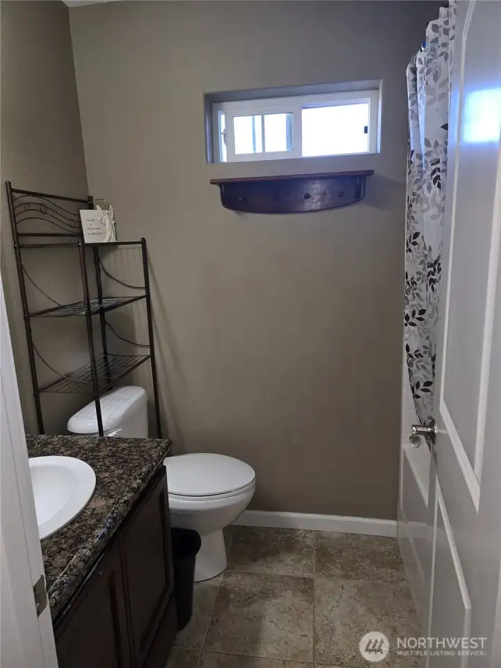 2nd Upstairs Bathroom