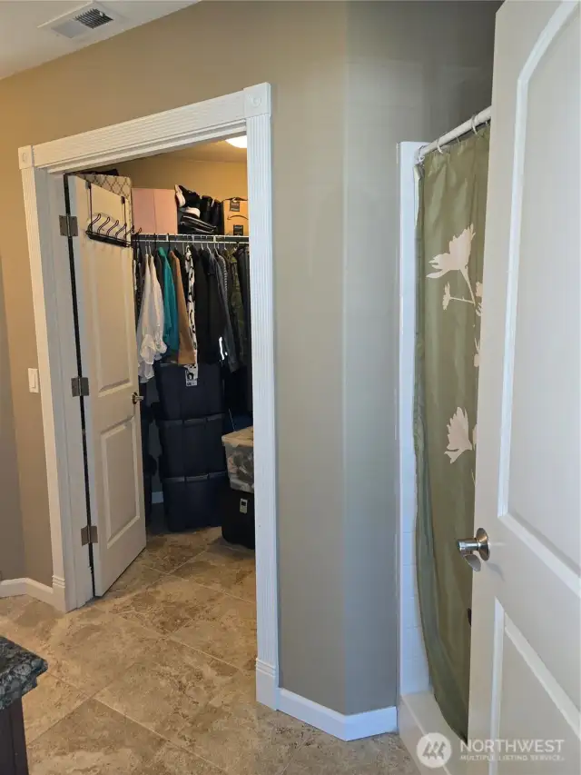 Walk in Closet