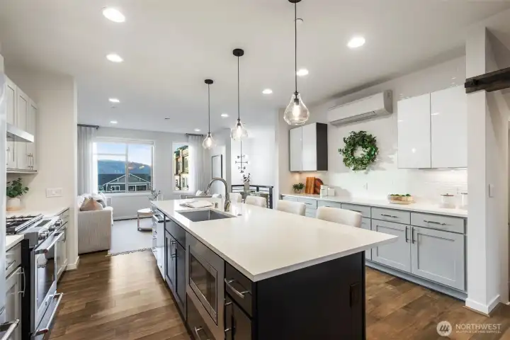 Tremendous storage options. Lower cabinets complete with pull out shelving.