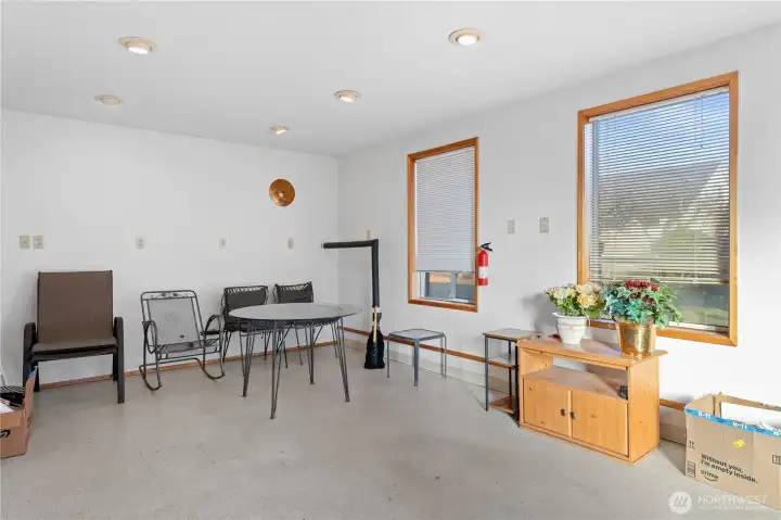 Office type room that you see when entering in to the hanger.