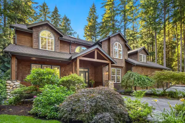 Welcome to 10076 Arrow Point Dr on Bainbridge Island