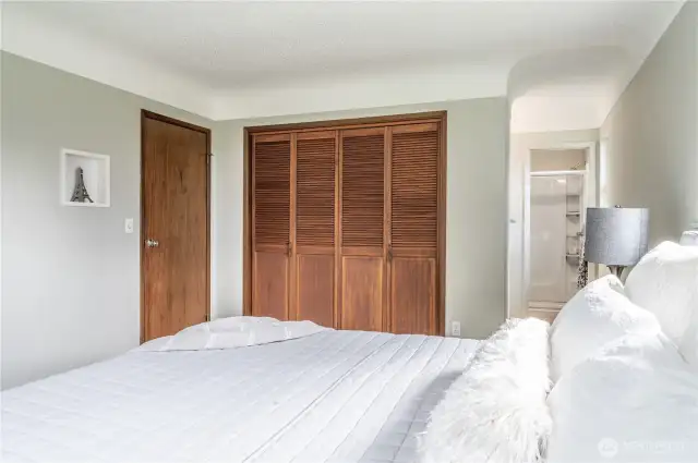 Primary Bedroom with En suite