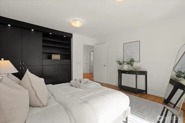 Bedroom #4 with ensuite bathroom