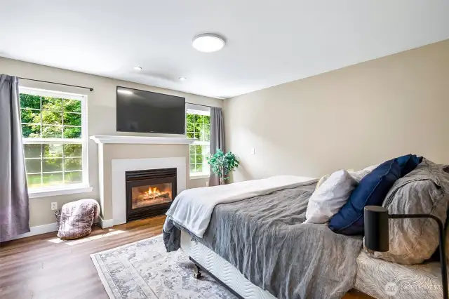 Primary with a fire place!