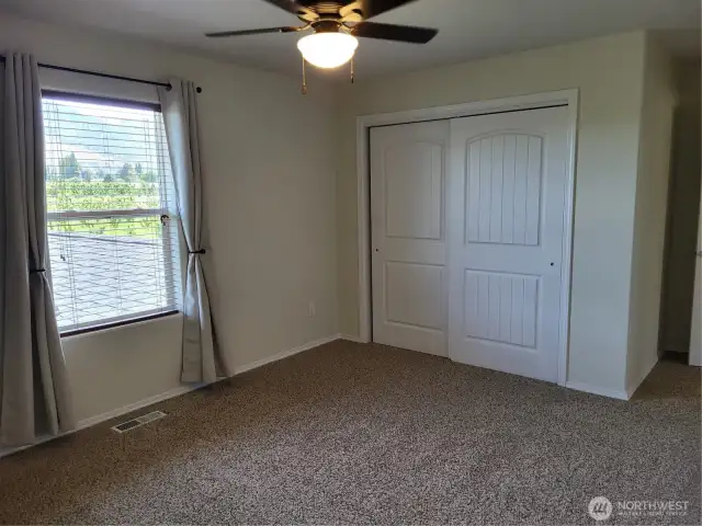 Fourth Bedroom (Upstairs)