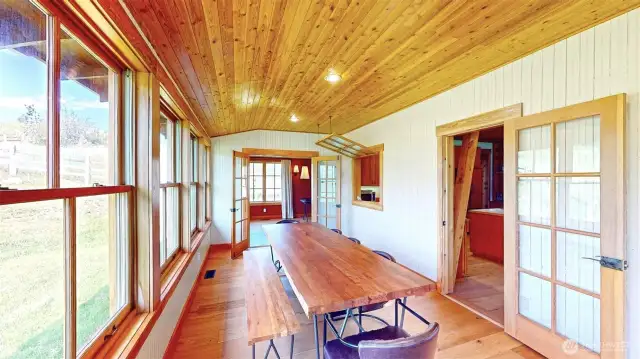 Breakfast room