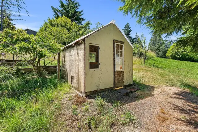 What have you always dreamed of growing in a greenhouse? This charming green house is perfect for starting vegetables, flowers, or something uniquely yours.
