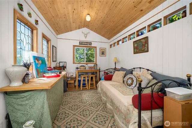 She shed interior