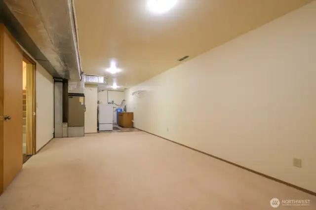 Laundry and storage