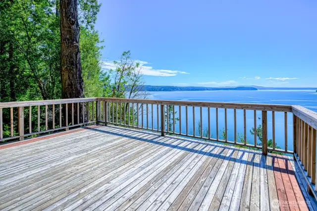 Deck 3