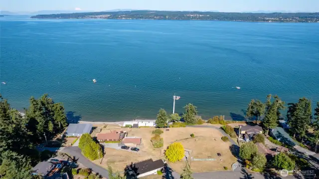 Community Dock and boat launch