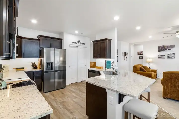 The granite counter tops are perfect for meal prep and easy cleanup....