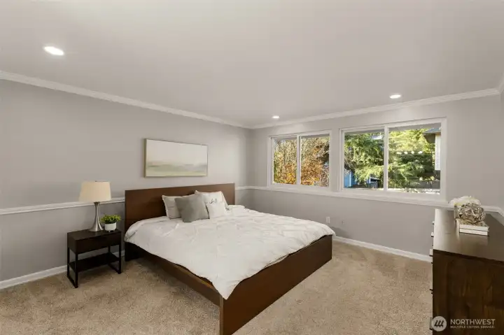 Oversized primary suite