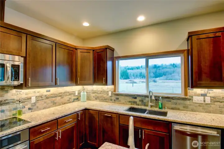Kitchen with lots of counter space