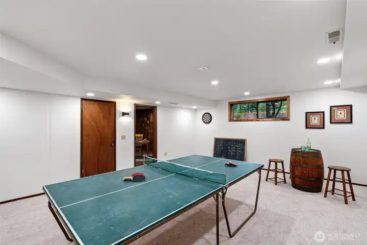 Rec room Enjoy gatherings in this space