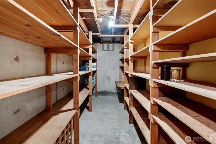 Dry storage fill the shelves with all your goods!