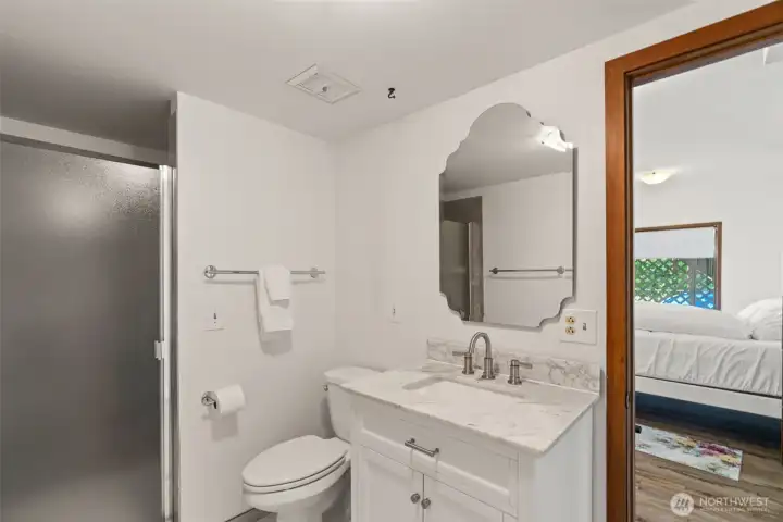 Lower level bath.