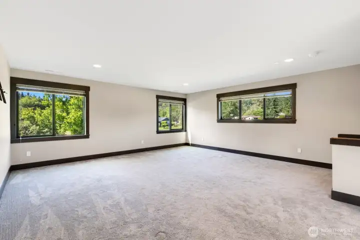 Bonus Room on upper level Bonus Room on upper level
