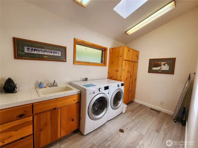 Main level utility room.