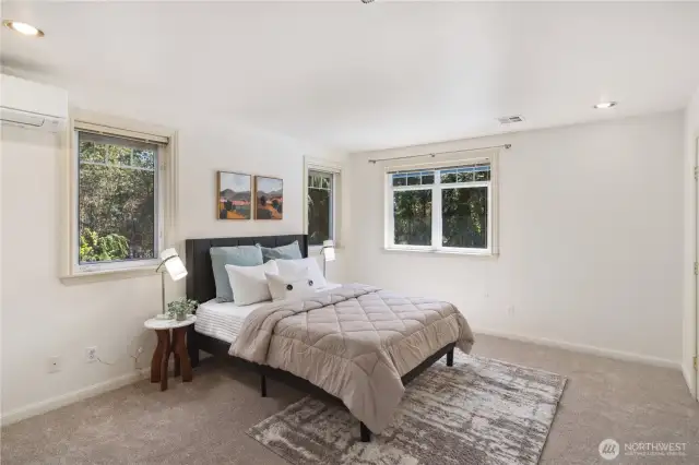 Upstairs primary bedroom