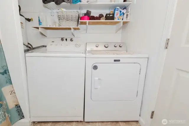 Washer and dryer convey.
