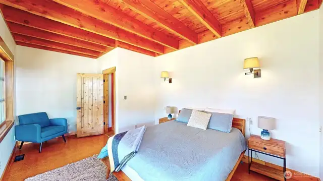 Main house 2nd bedroom