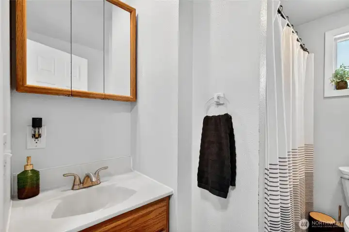 Full bathroom