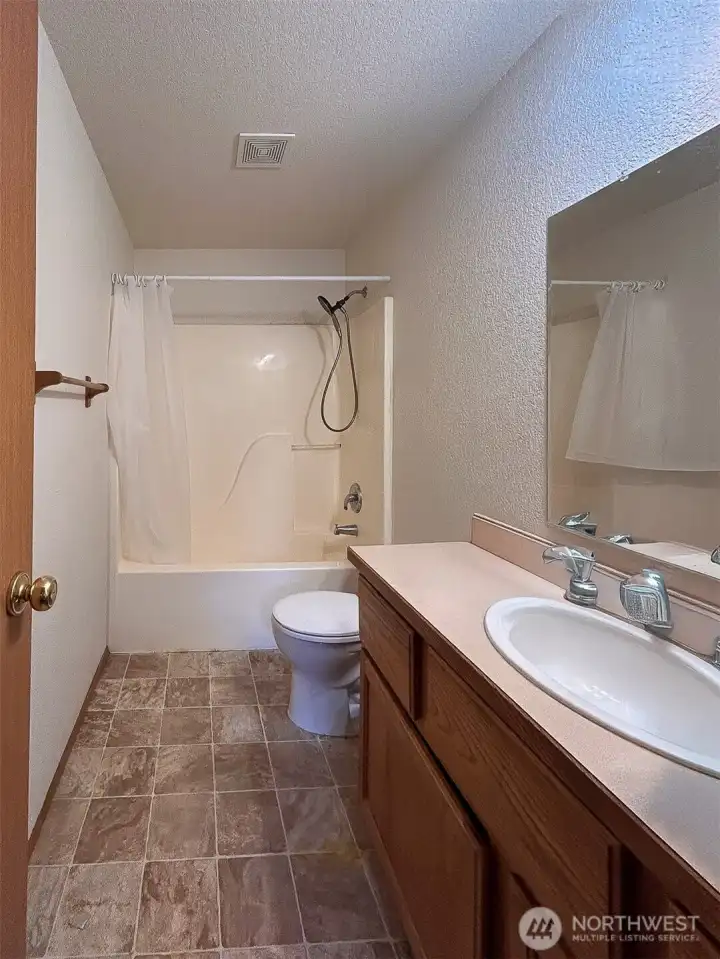 Unit B- Bathroom