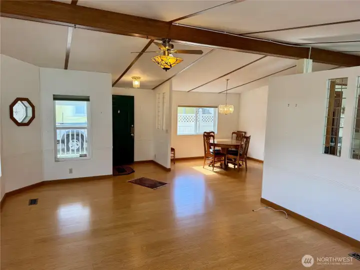 Vaulted ceilings with plenty of room for