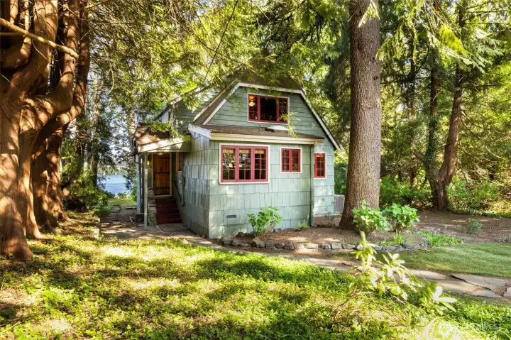 Such a cute house