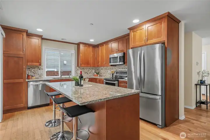 Stainless appliances, granite counters too.
