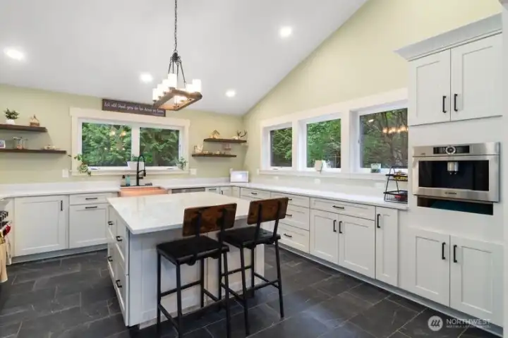 BRAND NEW KITCHEN