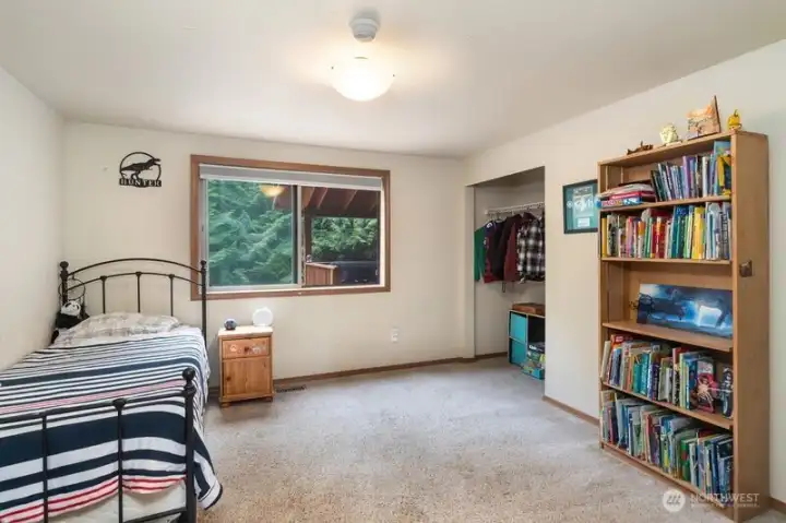 guest bedroom #1