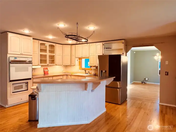 Spacious open kitchen
