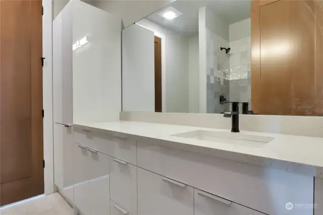Full Bathroom w/Quartz Counters & Custom Shower Tile Surround