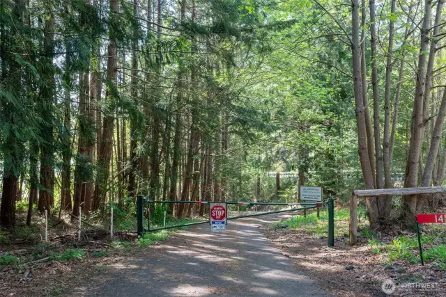 Community park/beach access to Hood Canal