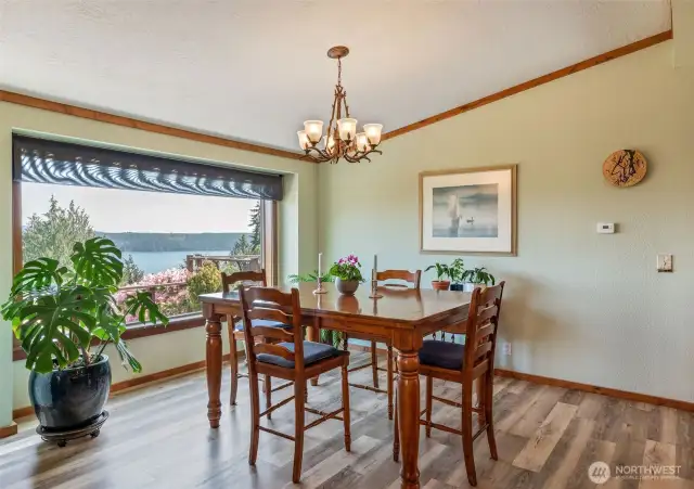 Dinning area with view
