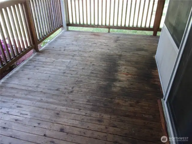 Back yard wood deck.